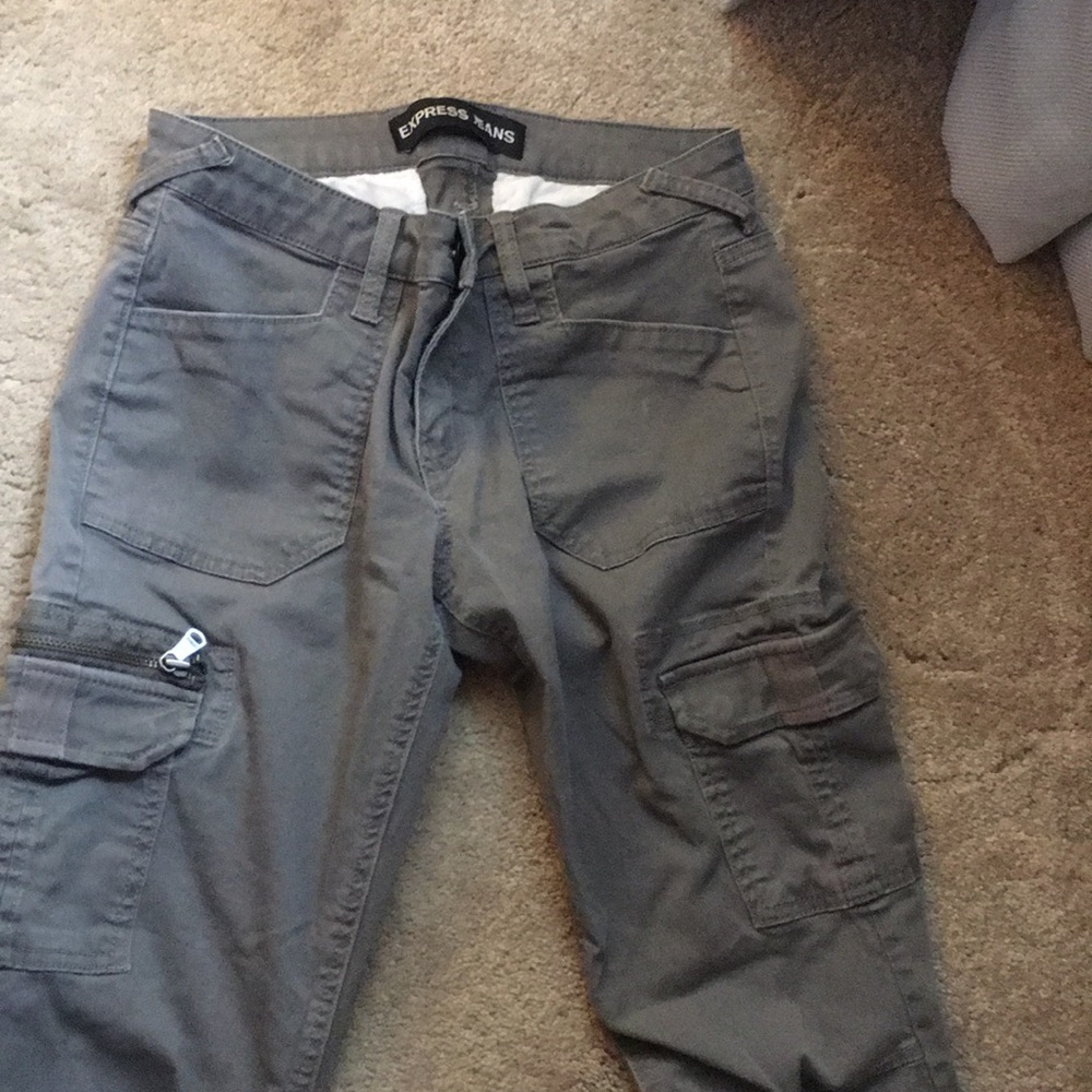 Express pants - Picture 2 of 5